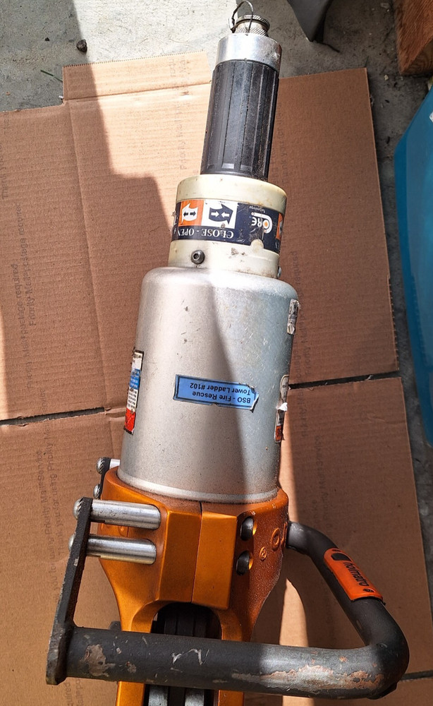 Holmatro Rescue Tools Cutter 4260-Ul Spreader