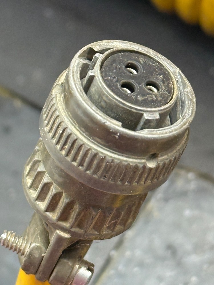 Laser Alignment Depthmaster ASSY 40500-01 Yellow Case Receiver UNTESTED READ