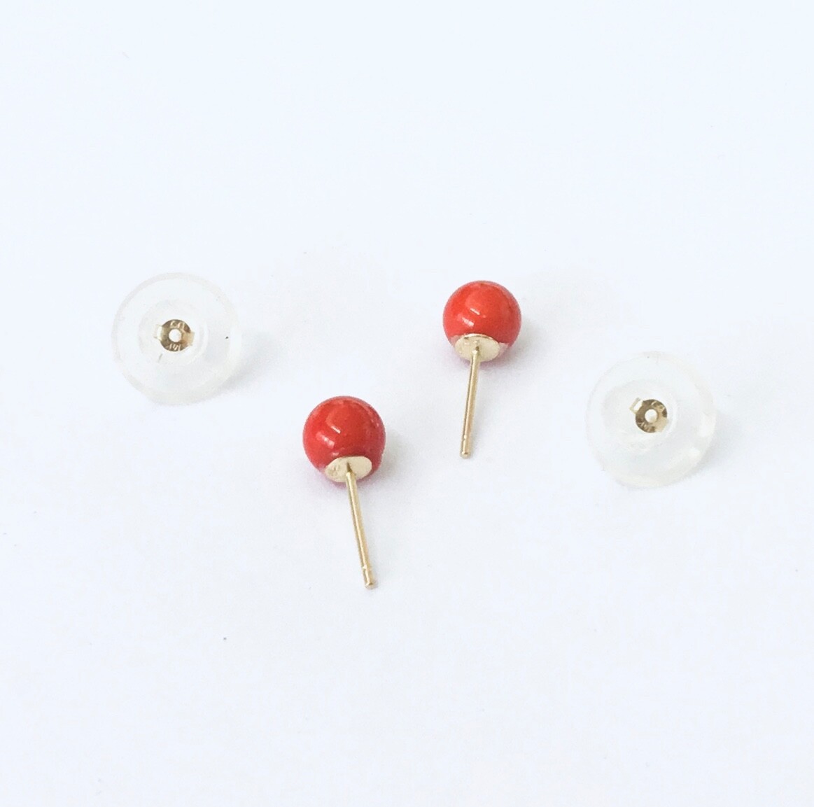 Small 14K Gold Genuine Natural Aka Red Coral 5 - 5.5 mm Ball Stud Earrings NEW