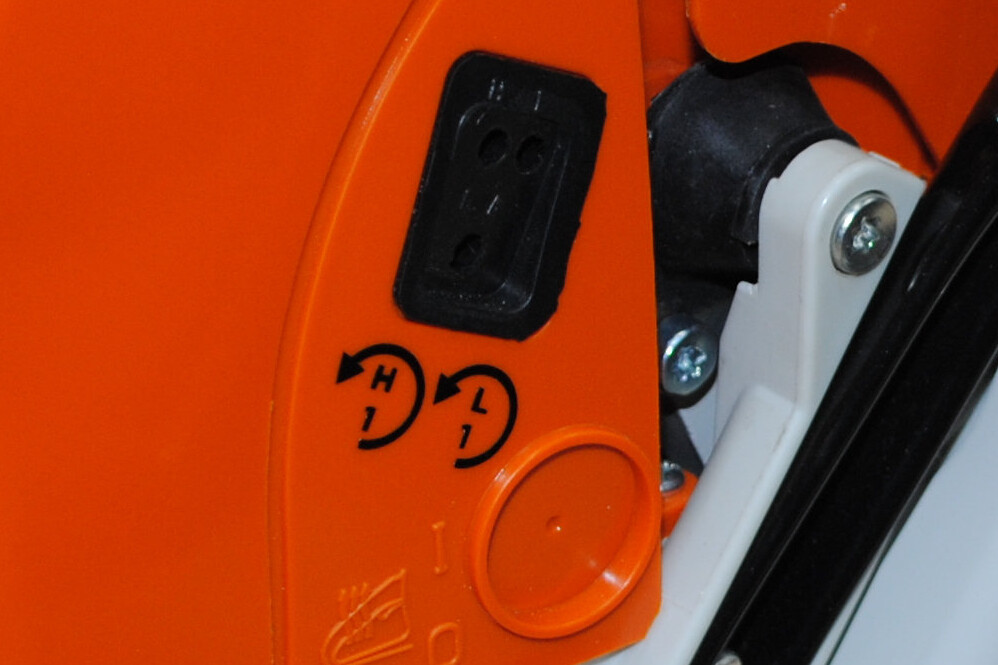 Stihl Chainsaw Carburetor setting screws Decals