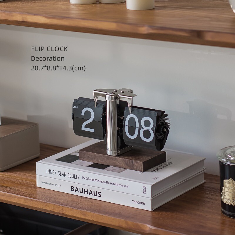 Automatic page turning clock desktop ornament retro mechanical pendulum creative