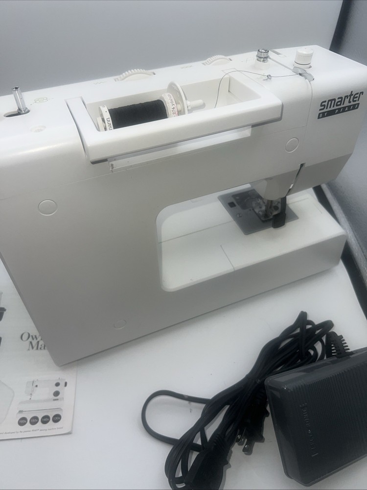 Pfaff Smarter 140s Sewing Machine Ready to Work With Case Tested