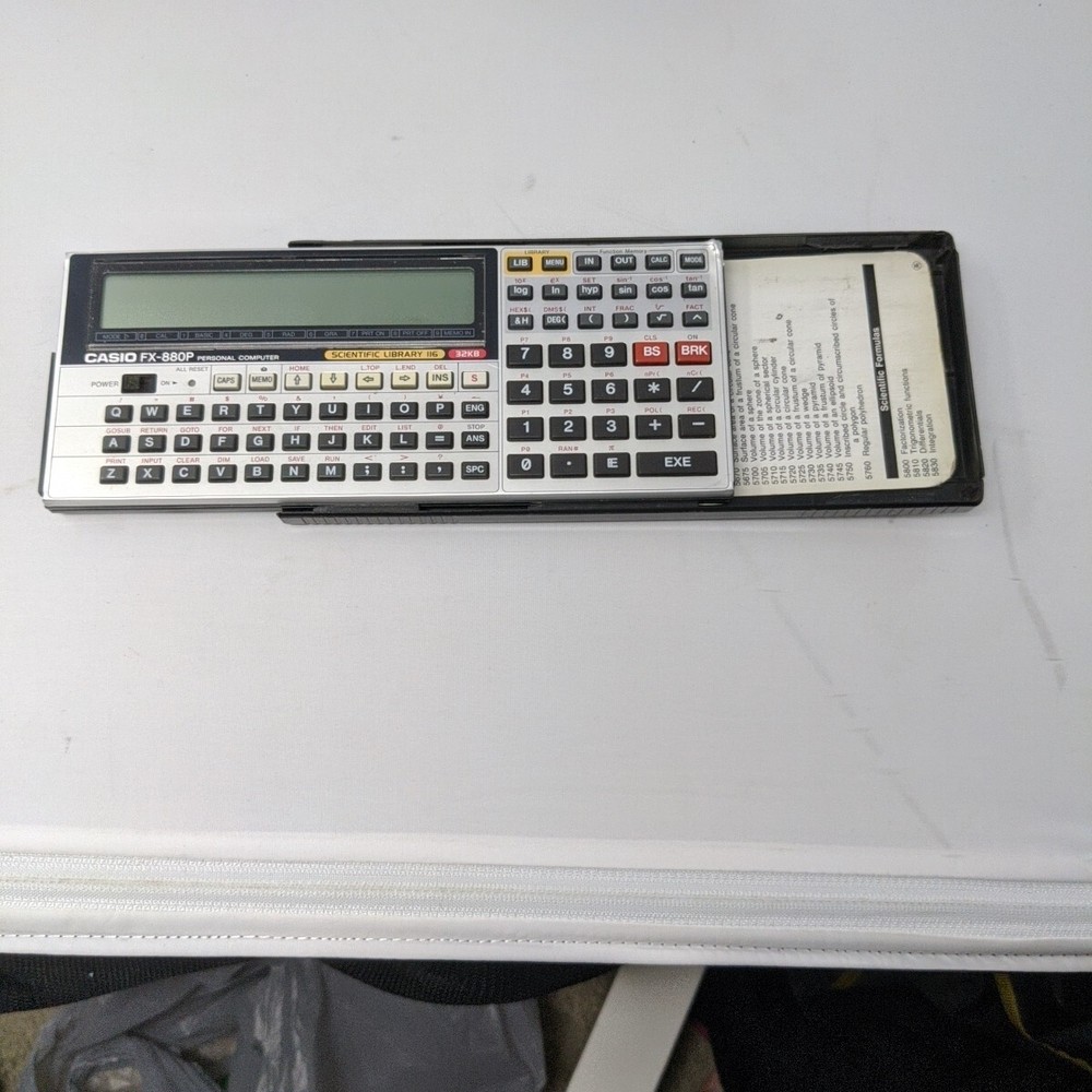 CASIO FX-880P Personal Computer Calculator 116 lib 32k Basic - Works (Vintage)