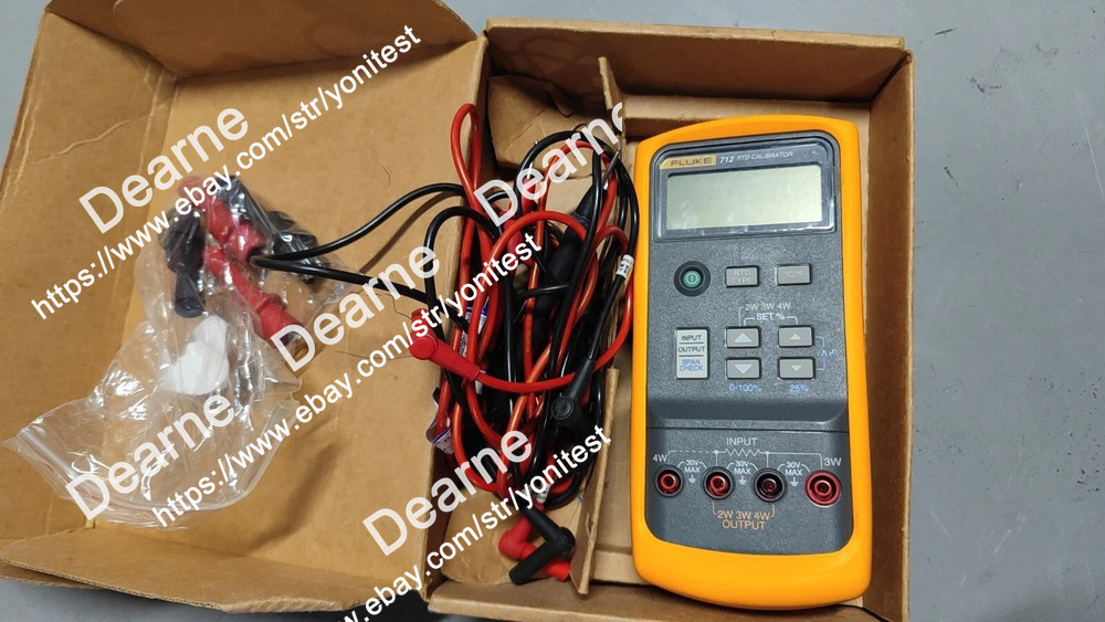 FLUKE 712 RTD PROCESS CALIBRATOR W/LEADS