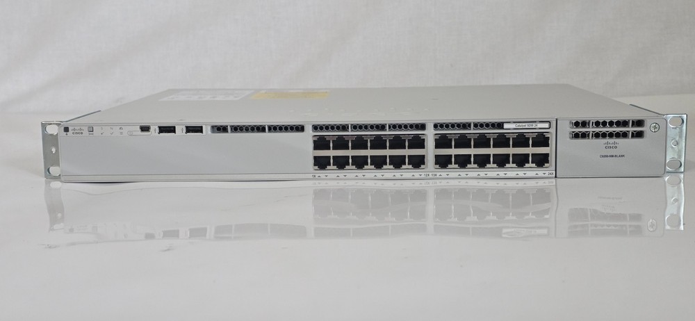 Cisco C9200-24T-E C9200 Switch 24 Port Gigabit Network Essentials Network Switch