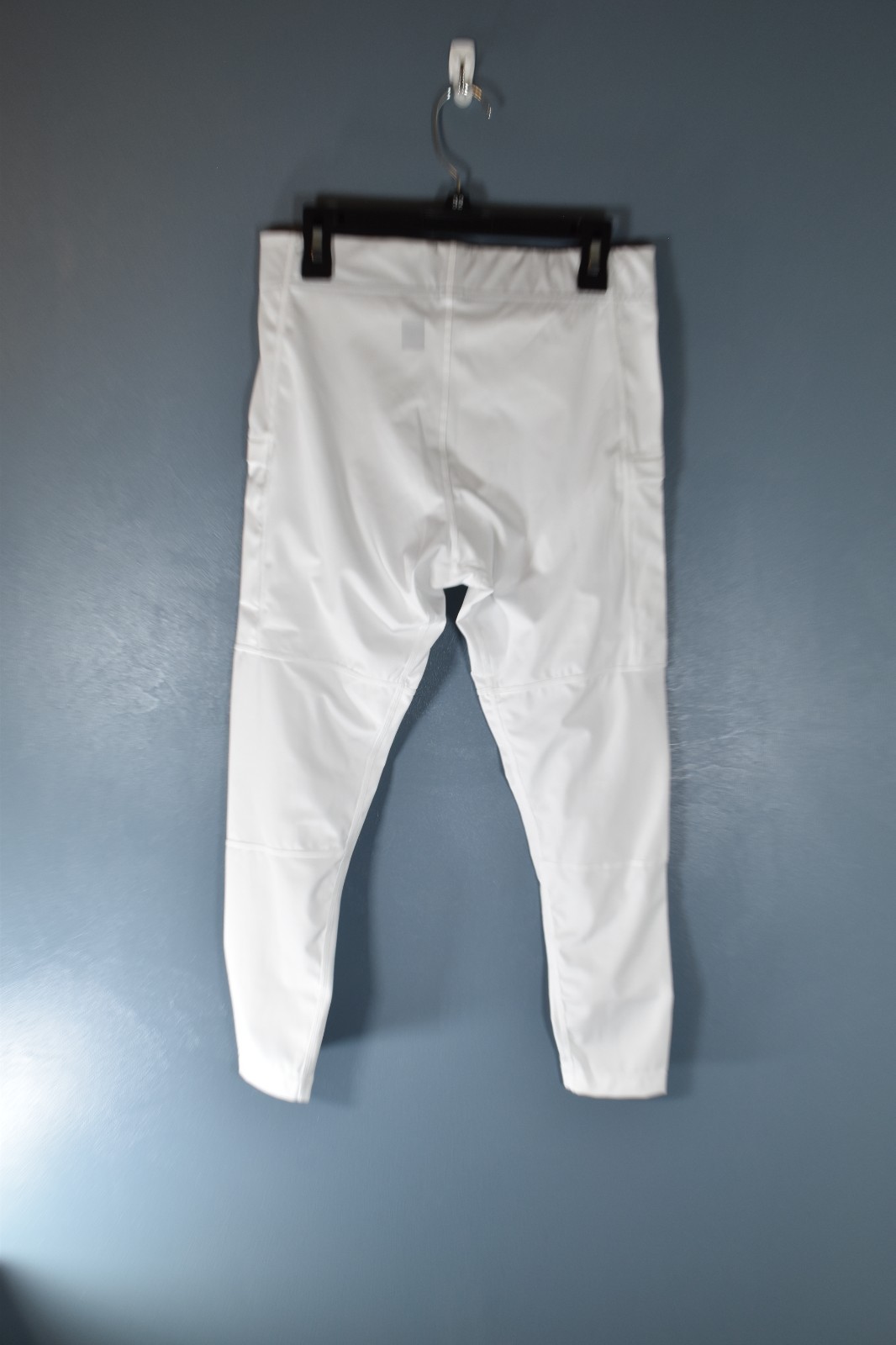 ASRV 3/4 compression tights size men's small; white, new with tags