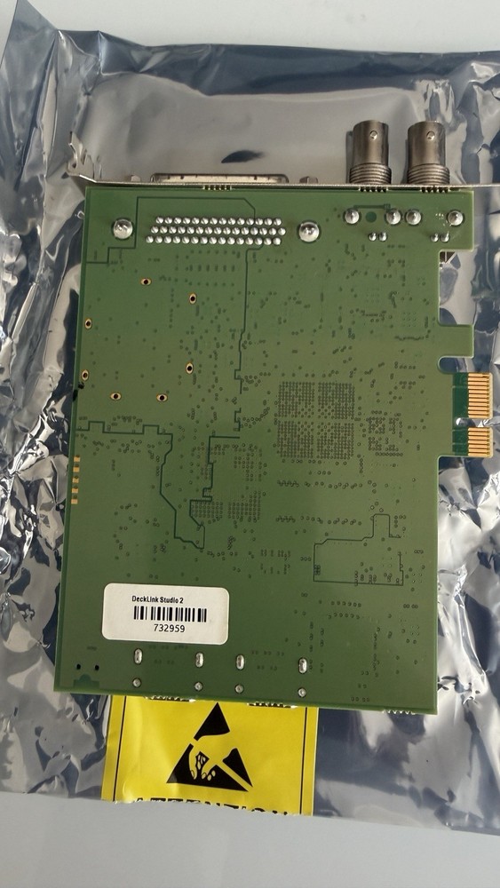 BLACKMAGIC-DESIGN BMDPCB95 REV-A1 Decklink Studio 2 Cap Card with Breakout Cable