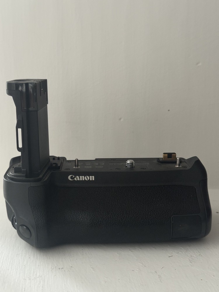 Canon Bg-e22 Battery Grip for EOS R Mirrorless Camera