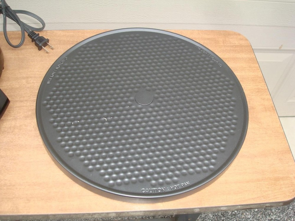Presto Pizzazz Plus Rotating Pizza Oven 0343003 Dual Element Black Tested - Nice