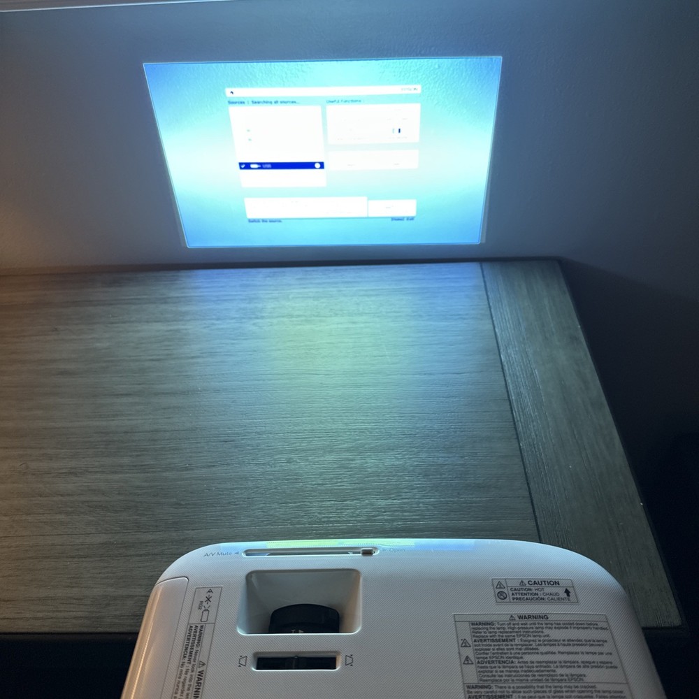 Epson Powerlite 2247U 3LCD Projector, tested and working perfect