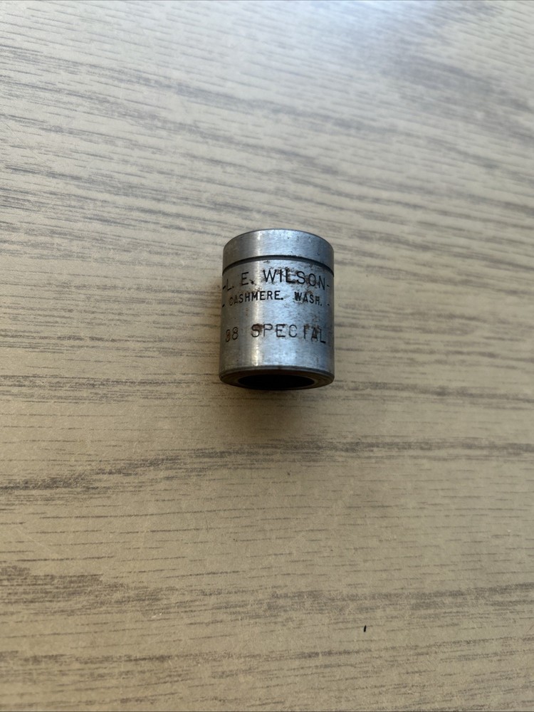L.E. WILSON TRIMMER CASE HOLDER .38 SPECIAL