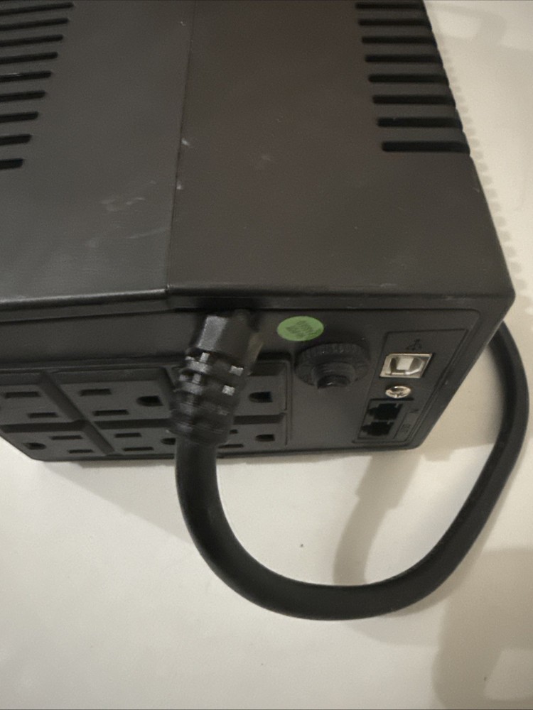 Powertech PT-800 800VA UPS Battery Backup & Surge Protector – Used Working
