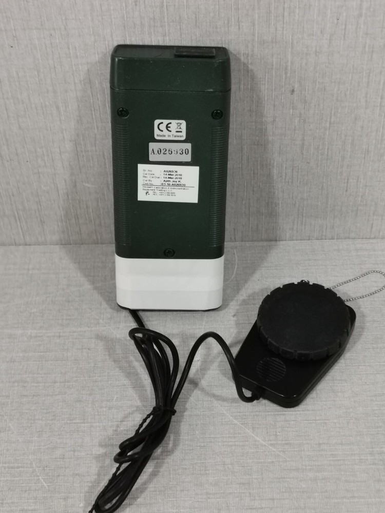 EXTECH Instruments Foot Candle Lux Digital Light Meter 401025