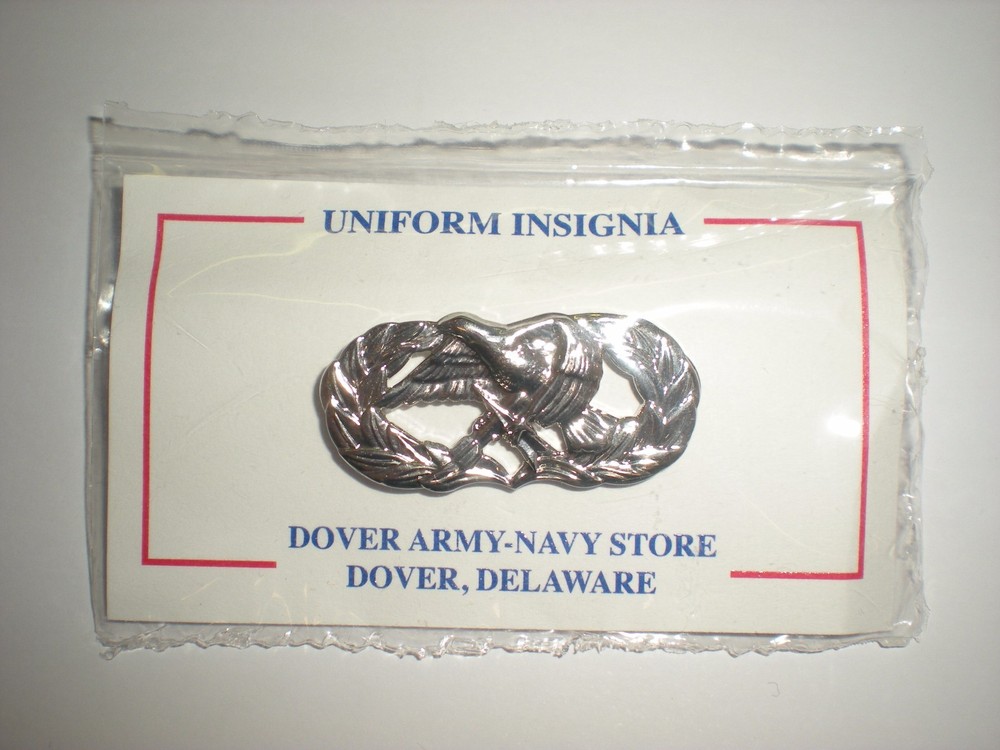 USAF ACFT MUNITIONS 5 LEVEL BADGE - ANODIZED