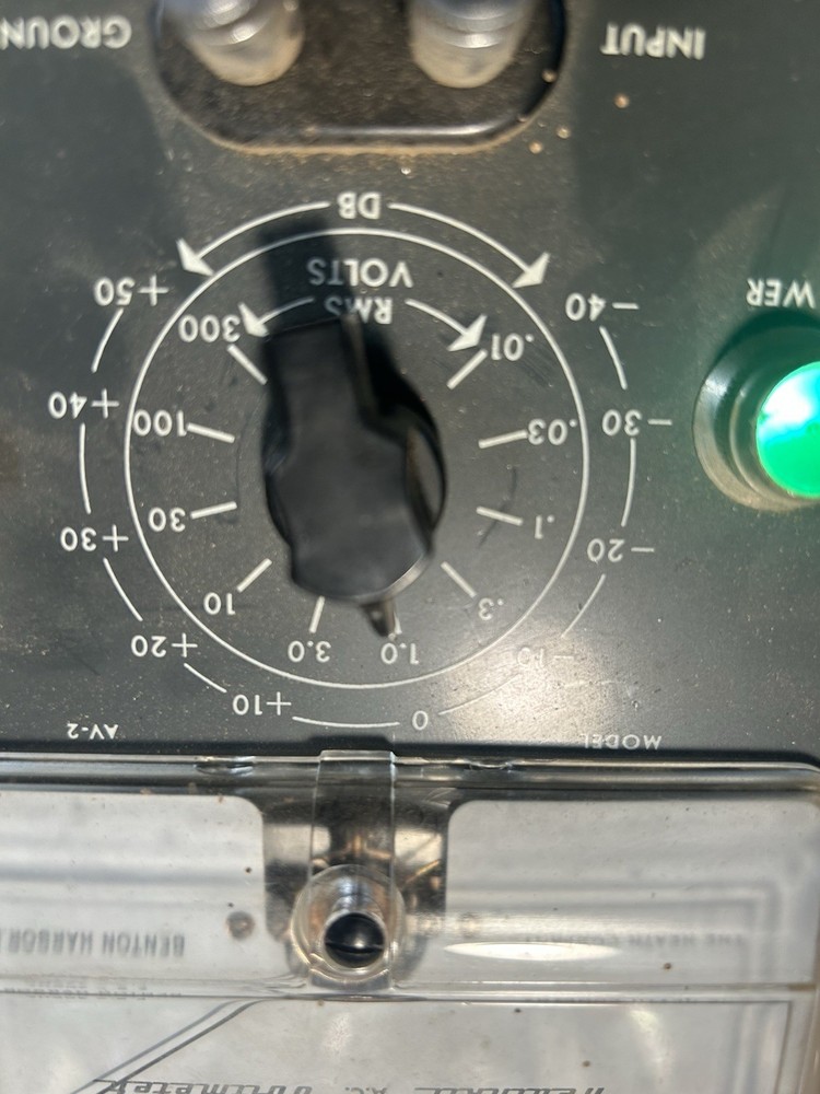 HEATHKIT VTVM AV-2 Heathkit A.C. Voltmeter Meter