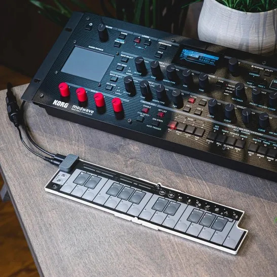 Korg nanoKEY Fold Keyboard. Alpine Green