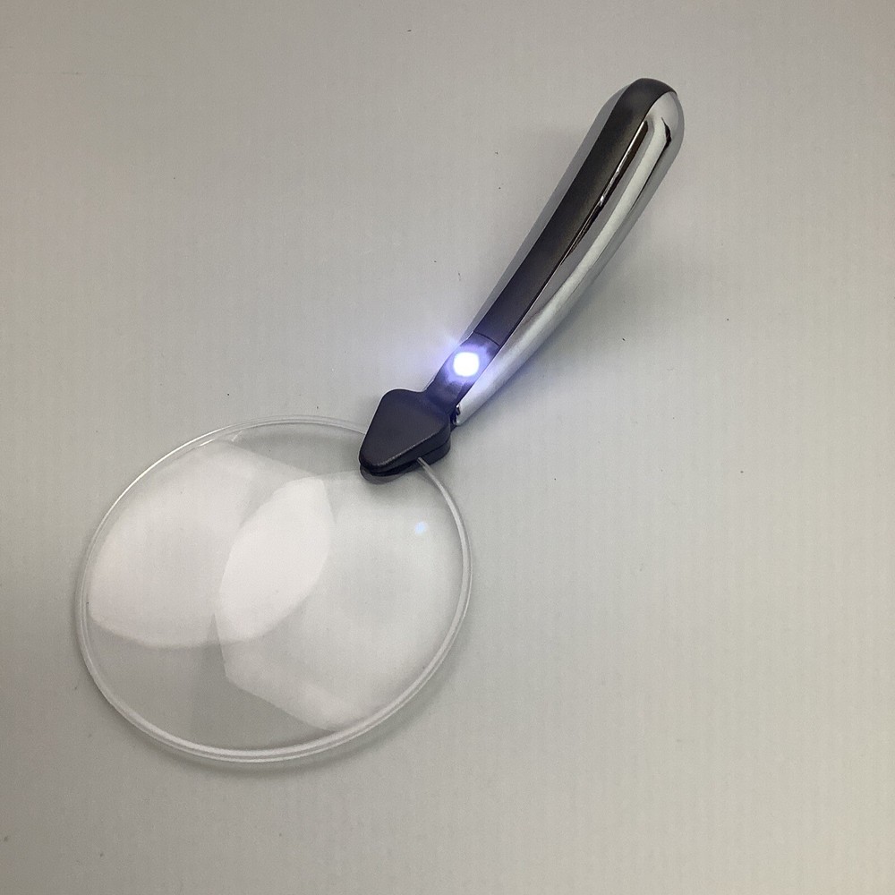 Kaiser 80mm Hand-Held Lighted Magnifier (2369)