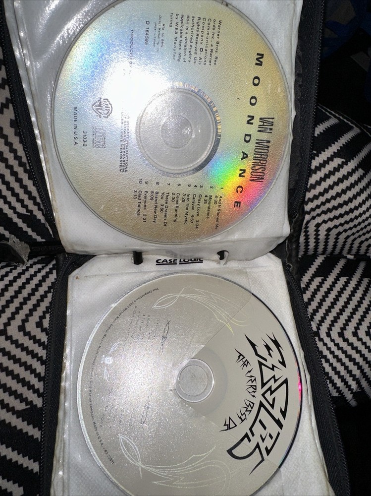 CD Projects CD DVD Case Carrying Case With 15 CDs Lot Inside. Mixed Genres