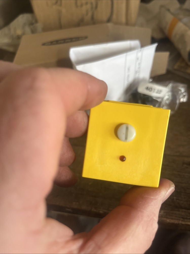 NOS Banner Engineering 17627 / SBF1 Scanner Block