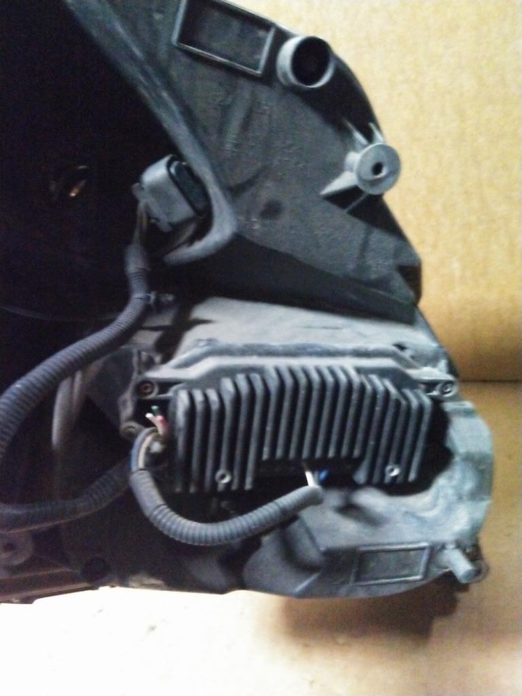 For 2017 VOLVO VNL HEADLIGHT Left , IL