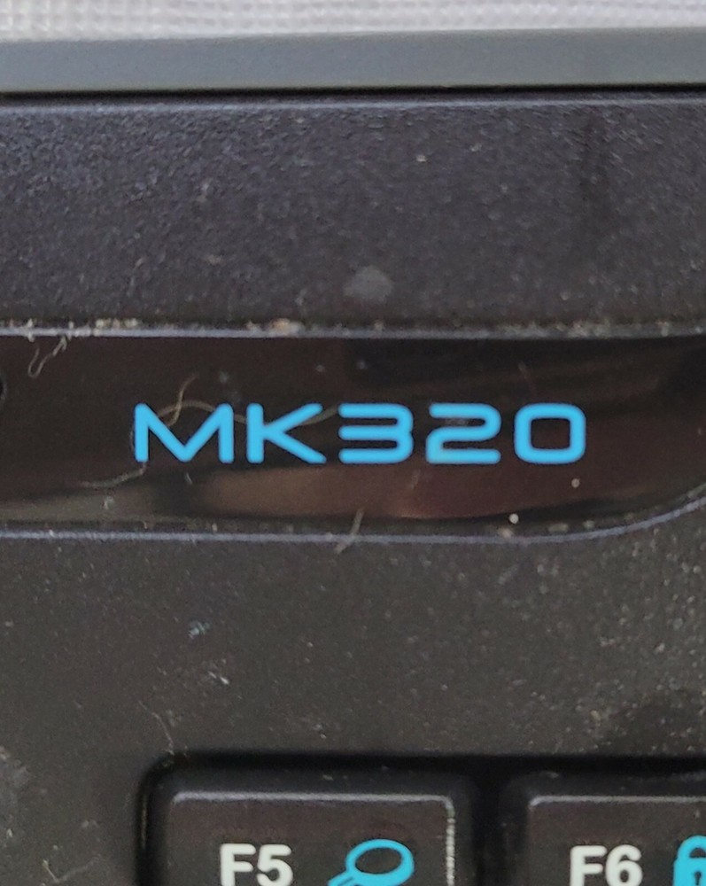 Logitech MK320 Wireless Keyboard