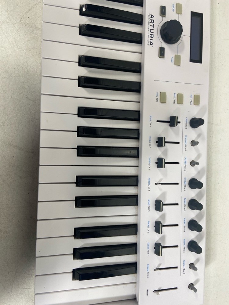 ARTURIA KEYLAB 49 ESSENTIAL (P03062090)