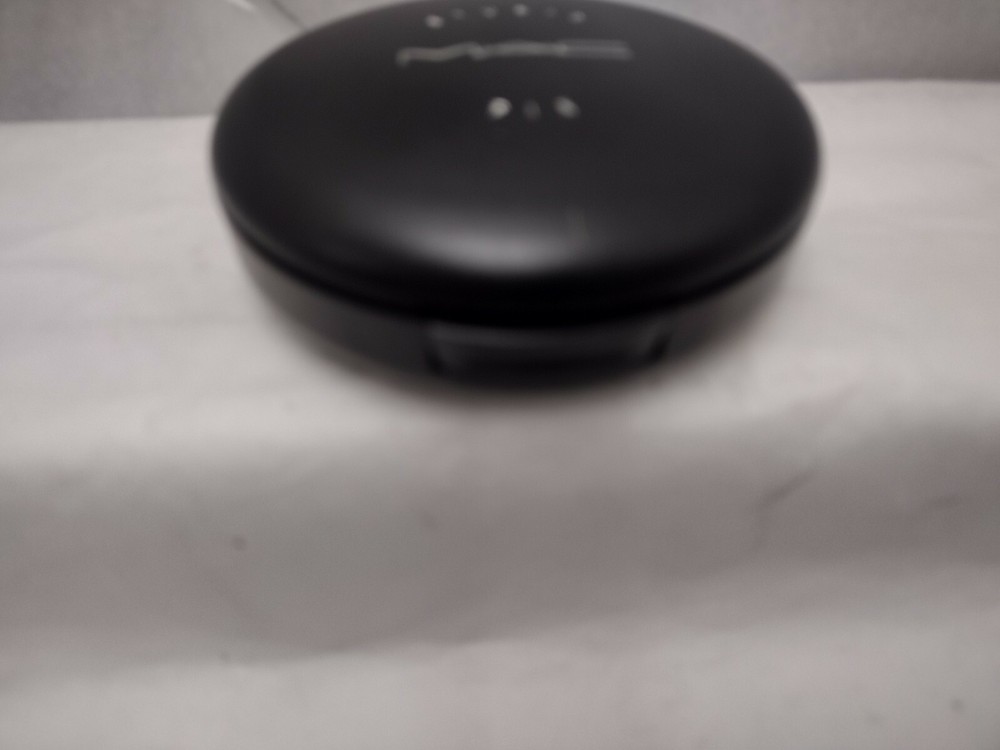Foundation Compact w/ Sponge and Mirror , MAC Studio Fix Powder/ empty compact