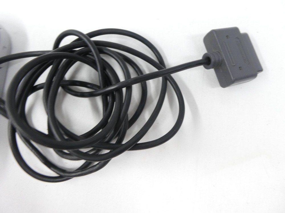 Nintendo SNSP-005 SNES Original Controller - Gray