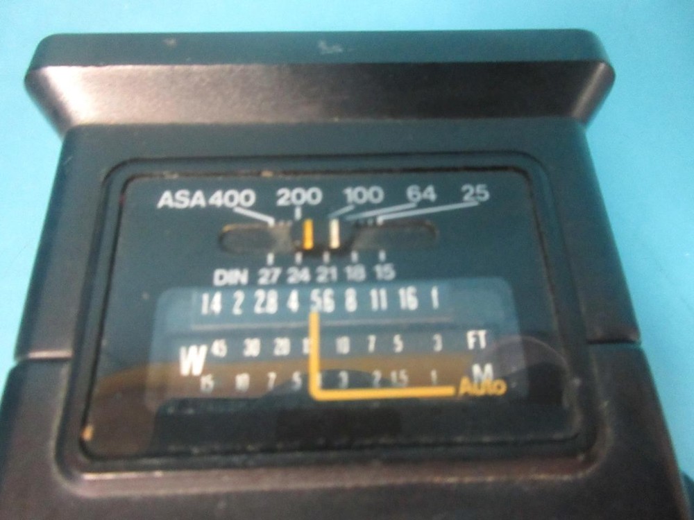 FOCAL M500T-ZOOM TRANSISTOR ELECTRONIC FLASH UNIT W/ DIFFUSER TESTED 20-01-36