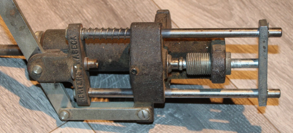 Vintage HERTERS Lube sizer