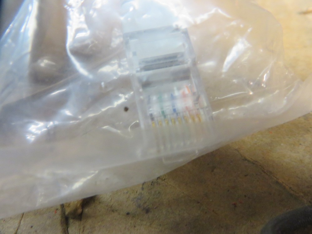 5 FT Patch CABLE Ethernet Network Cable CAT5e Gray # 620.04193.005 NEW