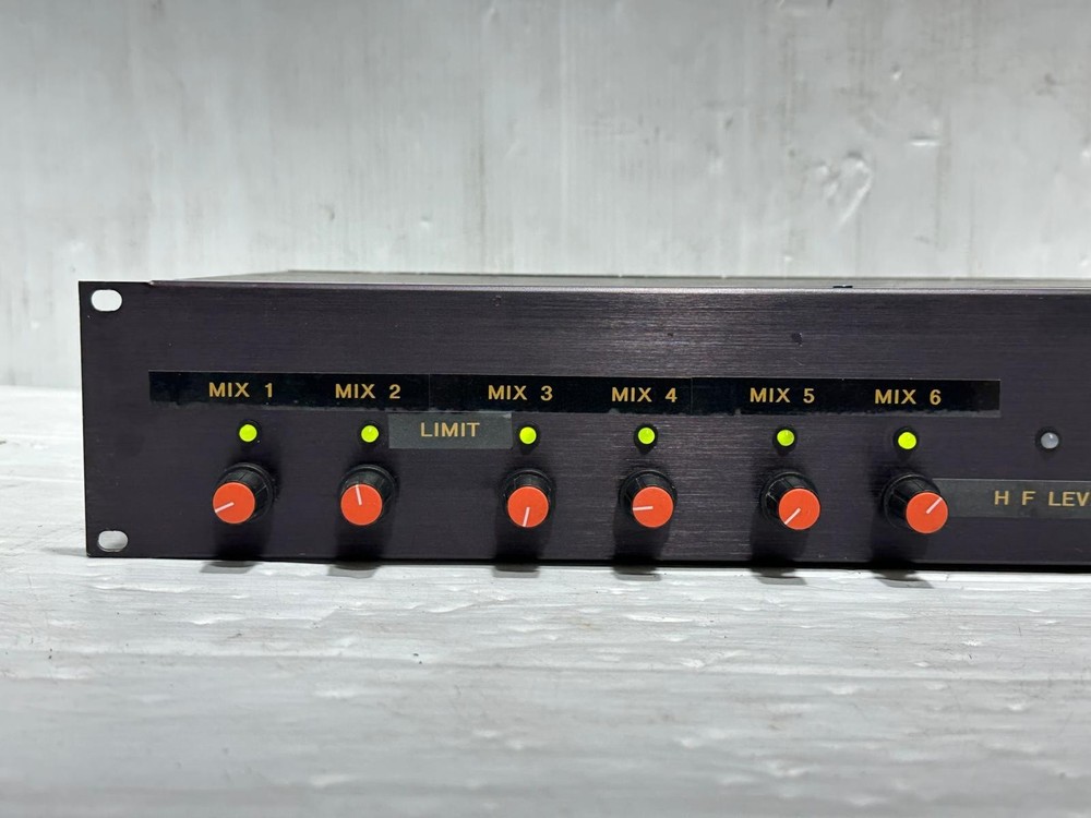 Mix Panel W/ 6 Control knobs #4075 (One)THS