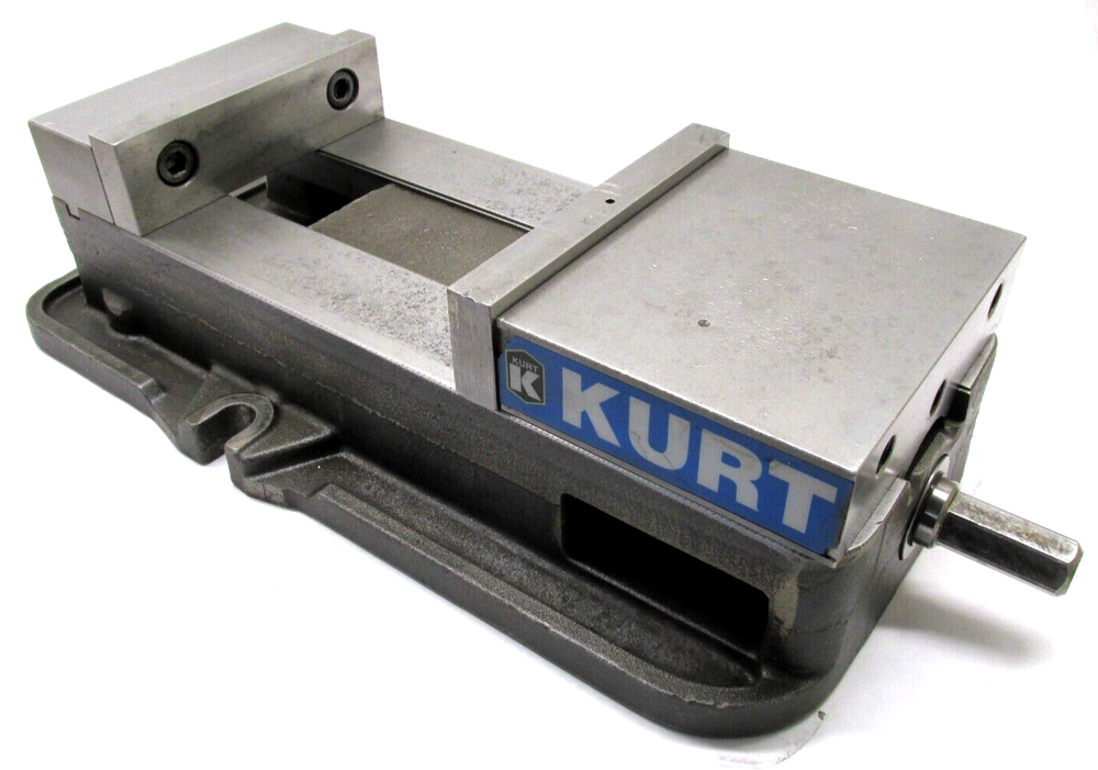 KURT ANGLOCK 6" MILLING MACHINE VISE w/ JAWS & HANDLE - #D675