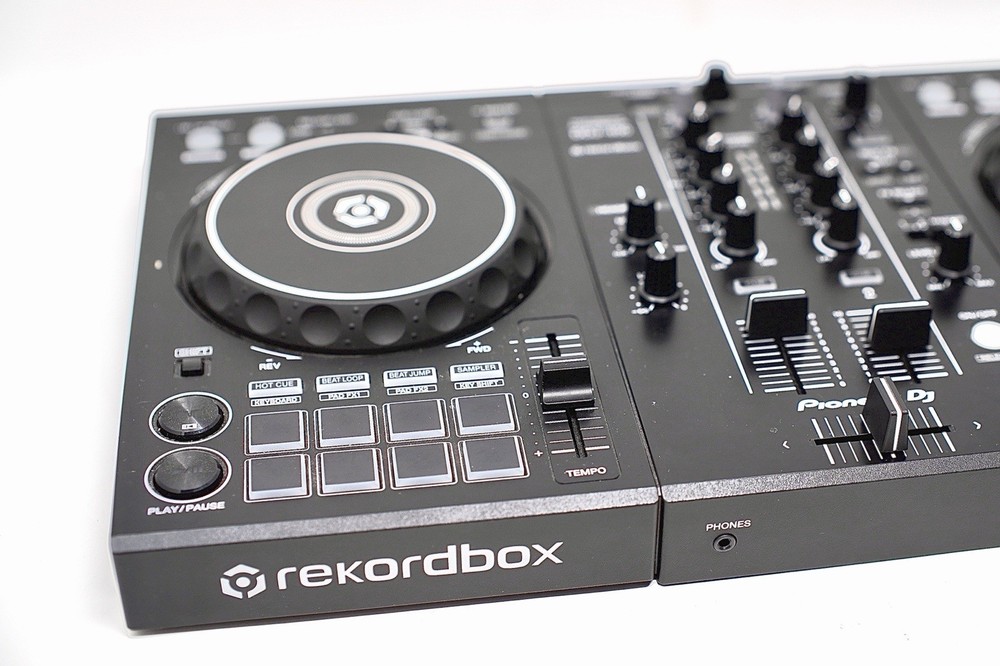Pioneer DDJ-400 DJ Controller — Excellent Condition