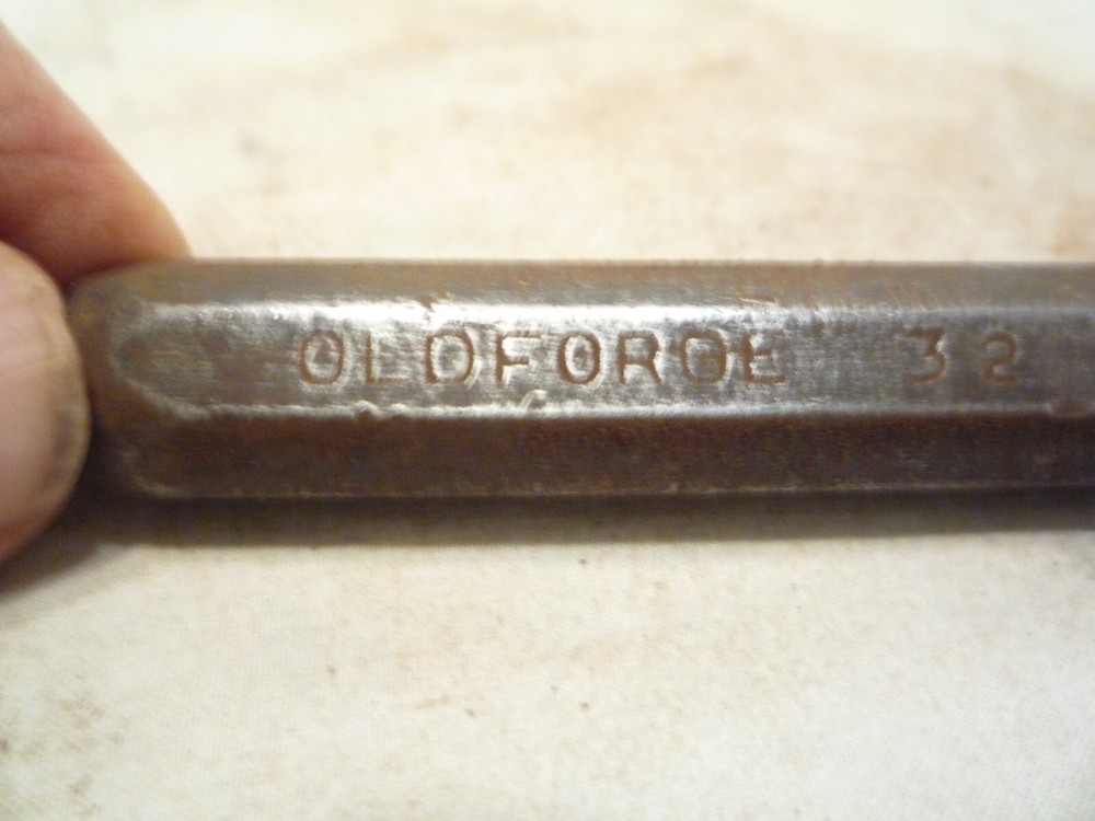 Vintage OLDFORGE #32 5/8" Cold Chisel, Hex shank, 5-3/4” Long
