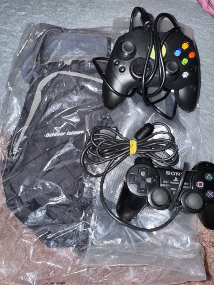 Large Electronics Gems Video Games Projector Lot All UNTESTED V053