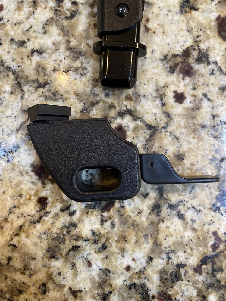 Quantum Q6 Edge REMOVABLE ARM REST .2 MILES ON UNIT