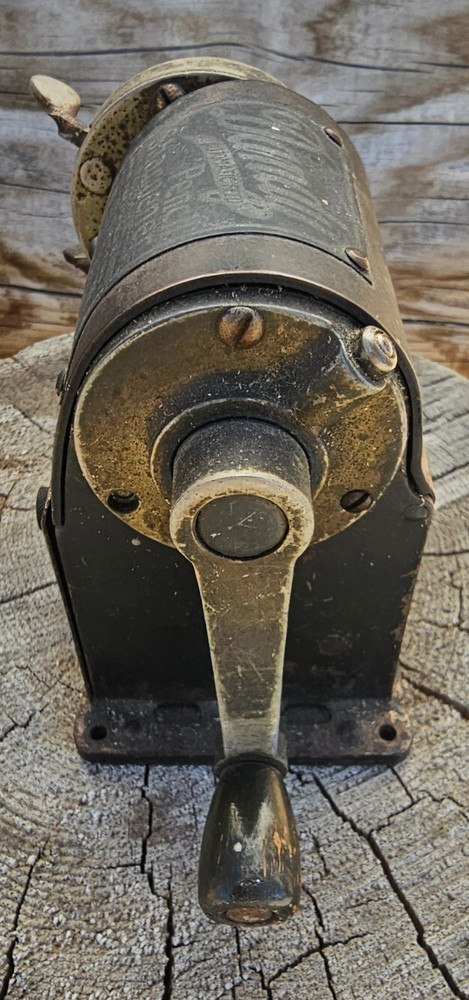 Vintage Dandy Automatic Pencil Sharpener Co. Table Pencil Sharpener Patent 1919