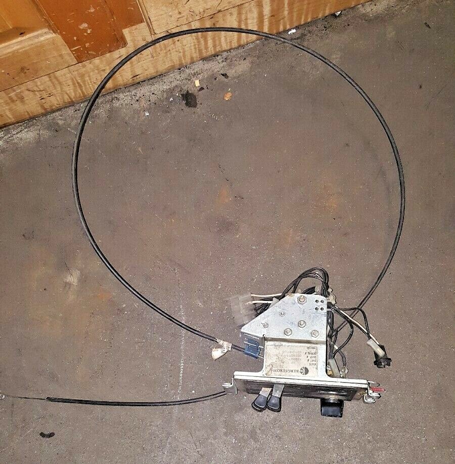 VOLVO BERGSTROM TEMPERATURE CONTROL 758017