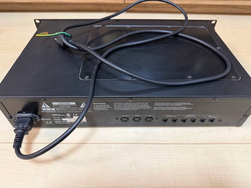 Roland JV-2080 64 Voice Synthesizer Module