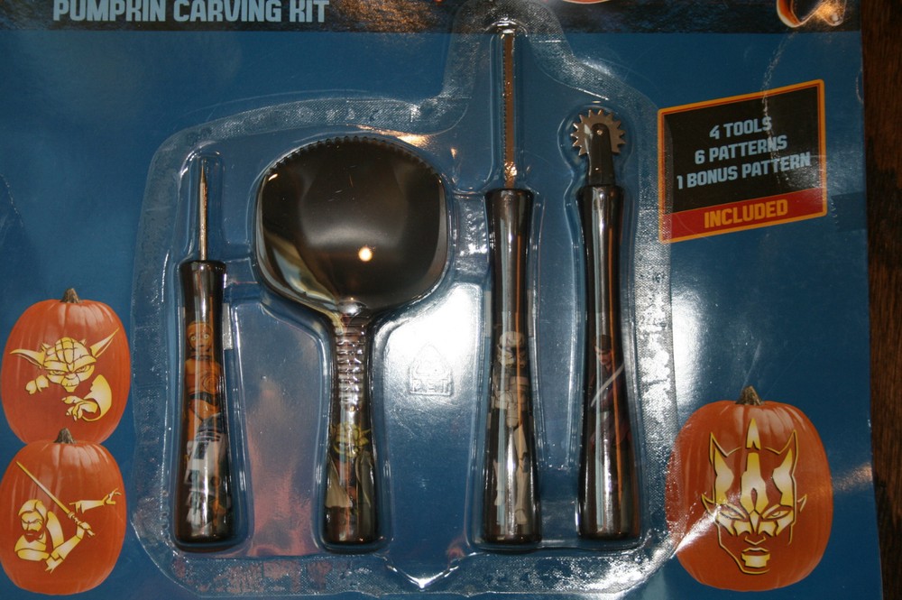 Star Wars Pumpkin Carving Kit Halloween 4 Tools 6 Patterns 1 Bonus Pattern