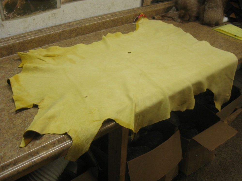 Nubuck Deer Leather    #0013948  Row 143