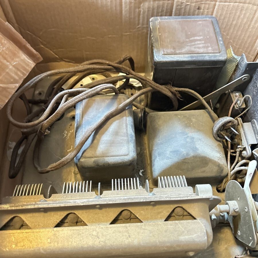 🔥 Rare 1929 Atwater Kent Model 76 Radio Chassis 🧩 Vintage Tube Receiver 🎵