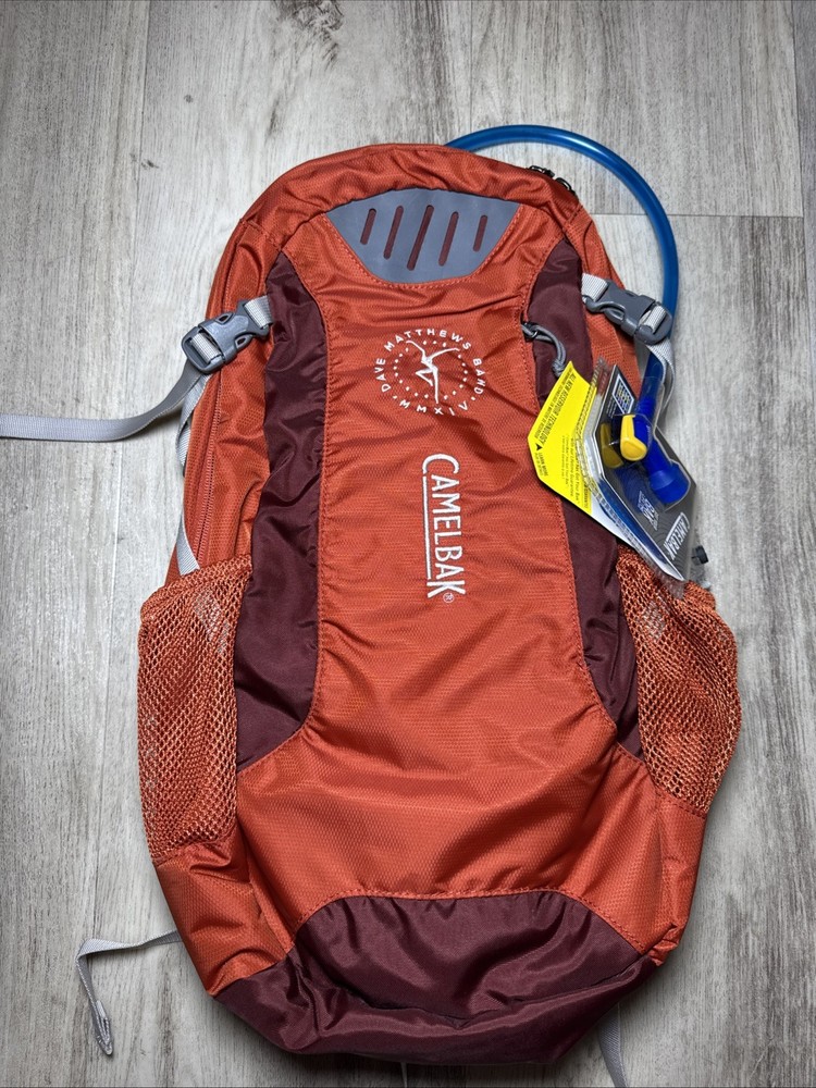 Dave Mathew’s BAND CAMELBAK CLOUD WALKER HYDRATION BACKPACK FIREDANCER NEW W/tag