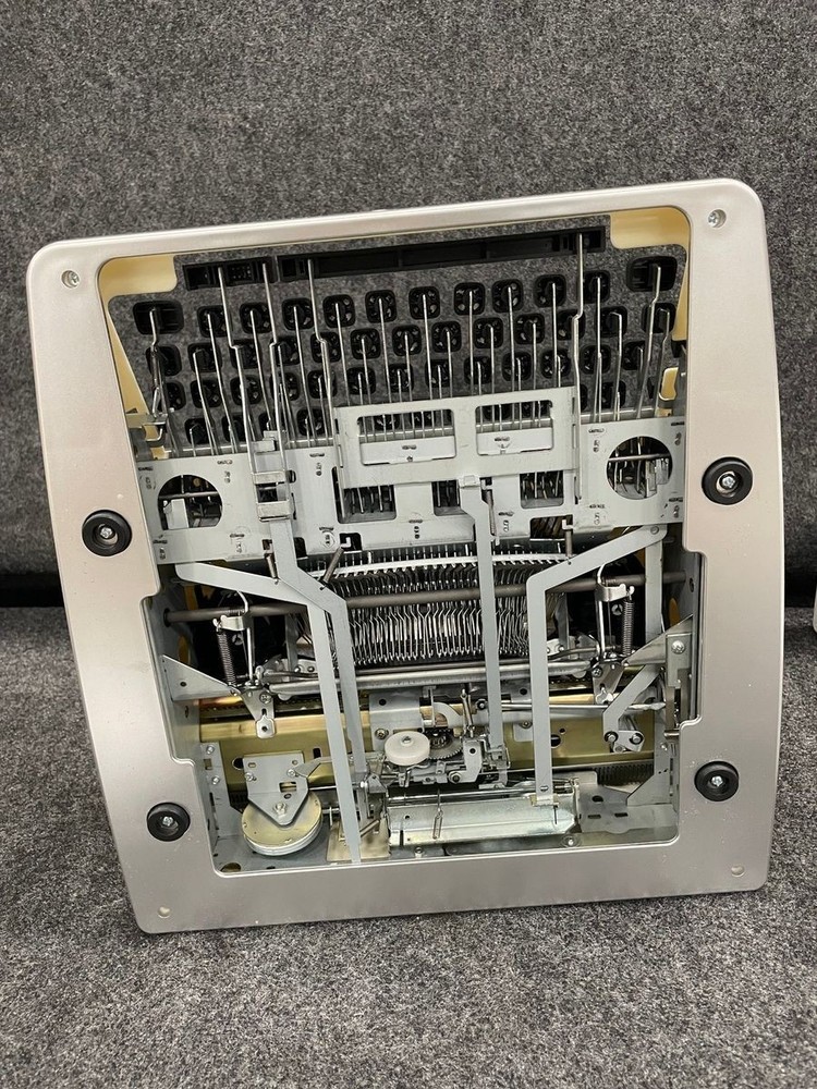 WE R MEMORY Keepers Typecast Typewriter White