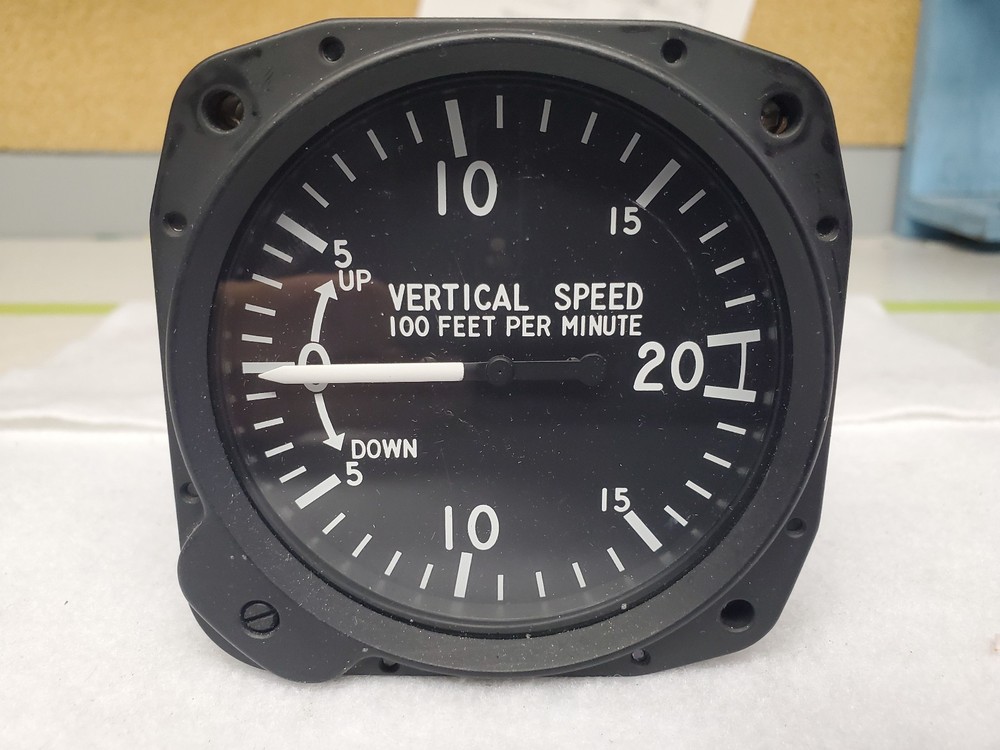 United Instruments VSI 7000