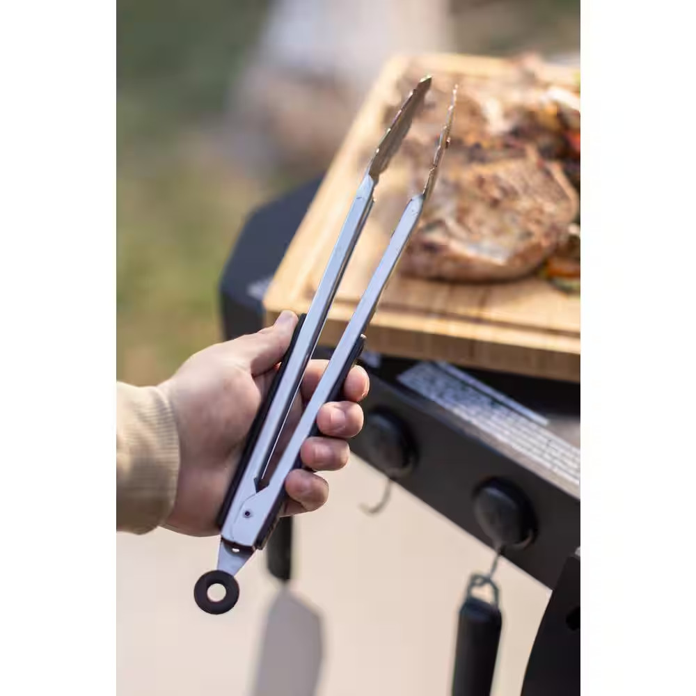 Griddle Essentials Kit (7-Piece Accessory Kit)