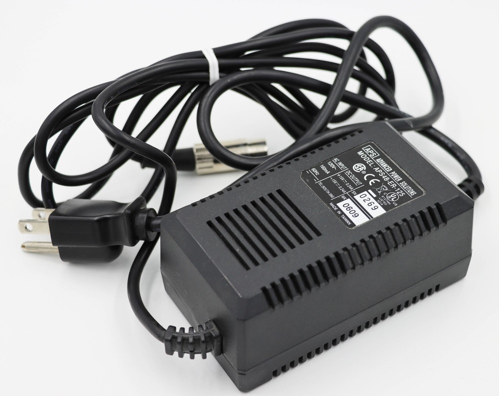 HeadRoom Micro Headphone Amp & Micro DAC Includes Accessories & Boxes Amplifier