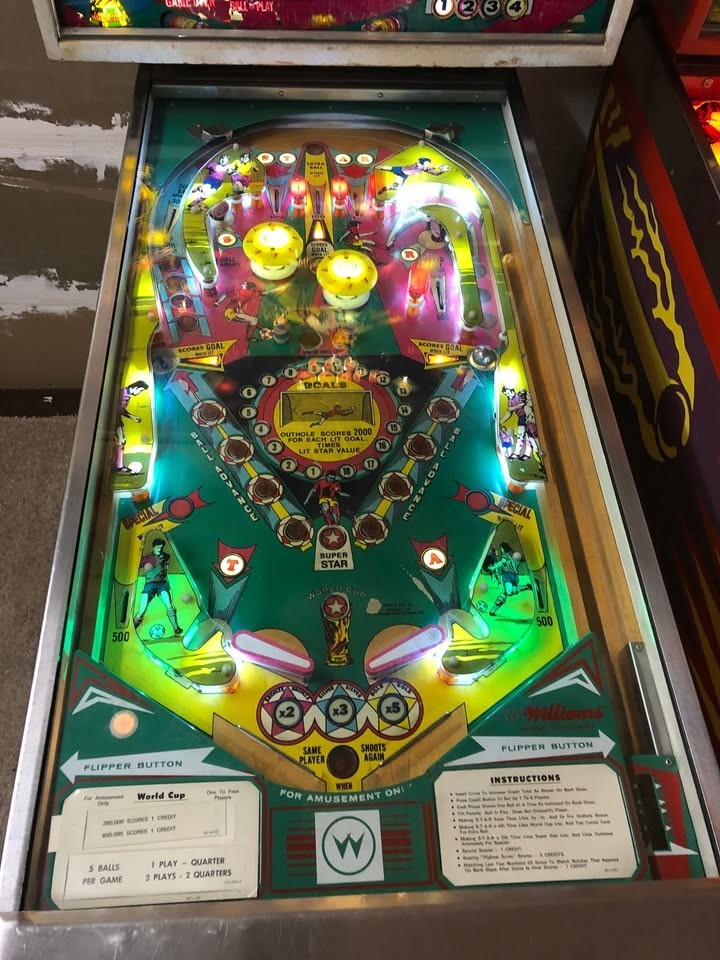 Williams World Cup  Pinball machine