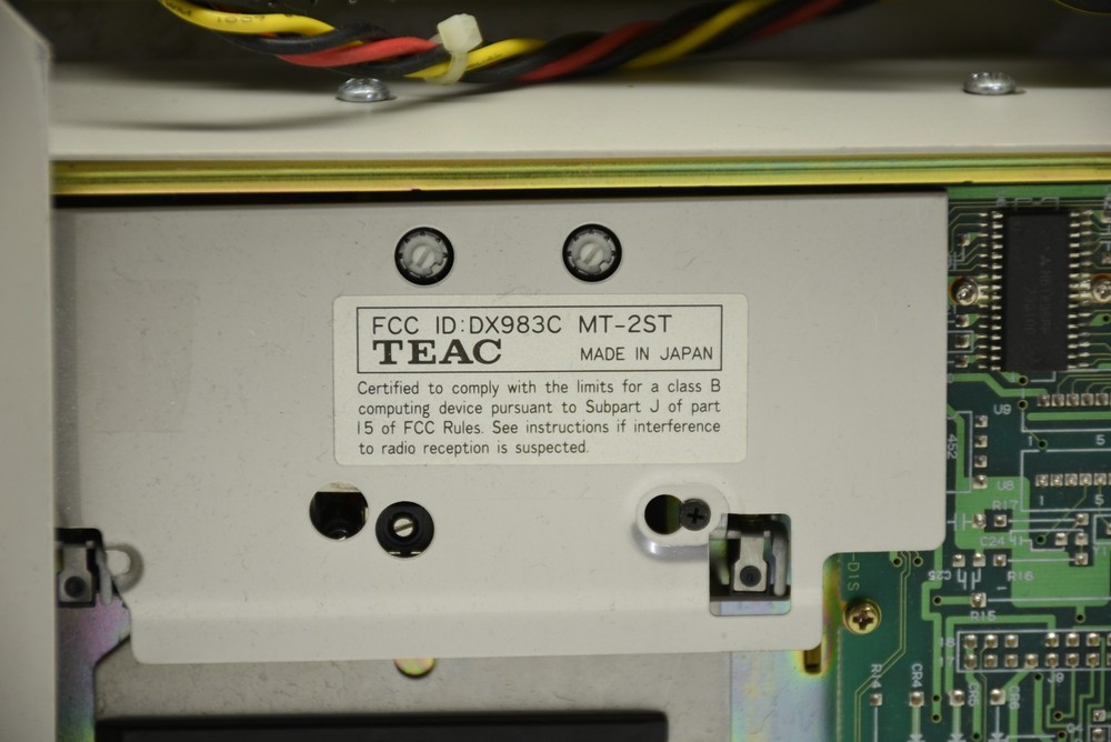 CMS SD80 Tape Backup 25 D-Sub Connector TEAC MT-2ST - Powers On